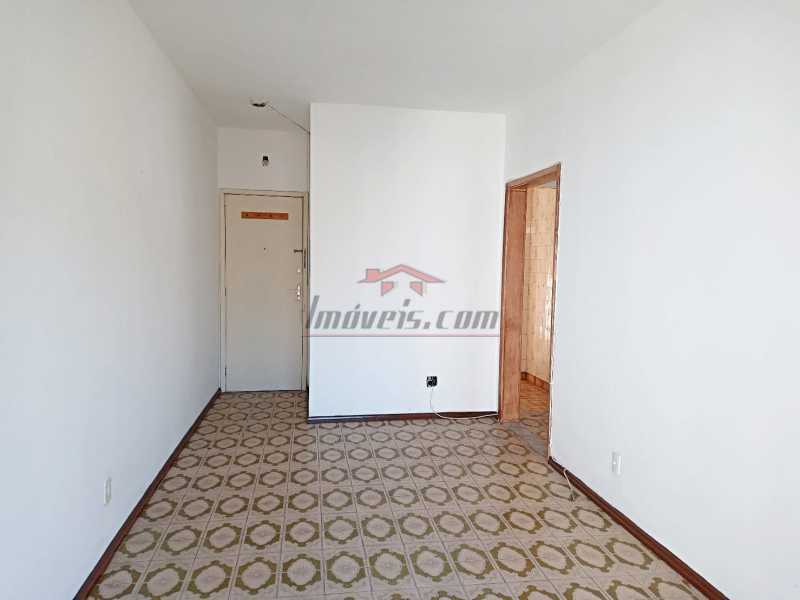 Apartamento à venda com 2 quartos, 72m² - Foto 3