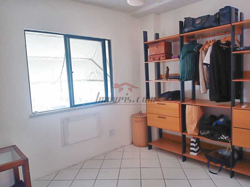 Apartamento à venda com 2 quartos, 64m² - Foto 9