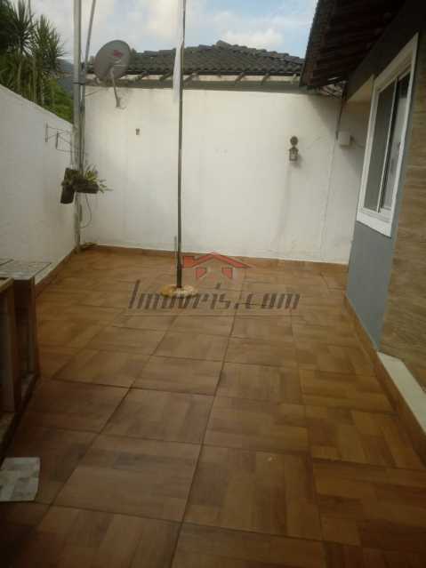 Apartamento à venda com 3 quartos, 110m² - Foto 2