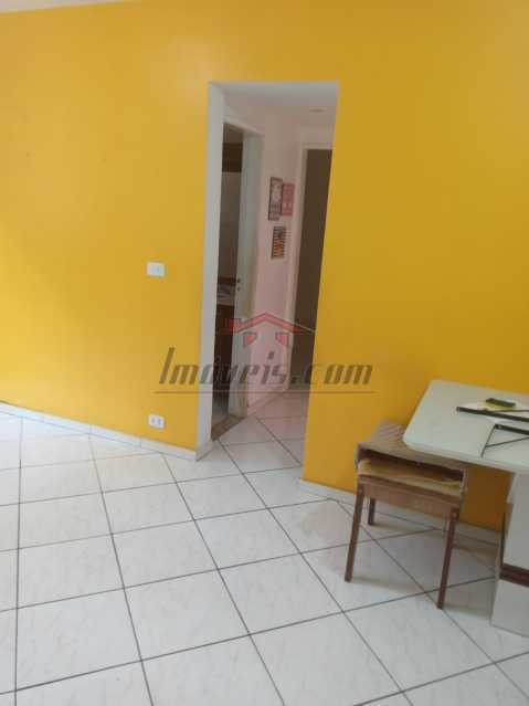 Apartamento à venda com 2 quartos, 60m² - Foto 2