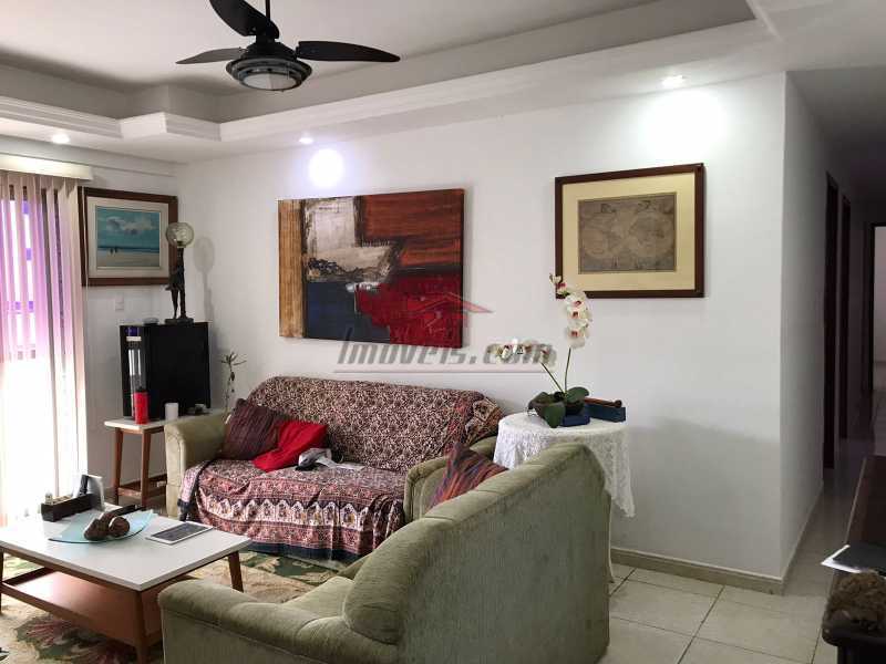 Apartamento à venda com 3 quartos, 111m² - Foto 3