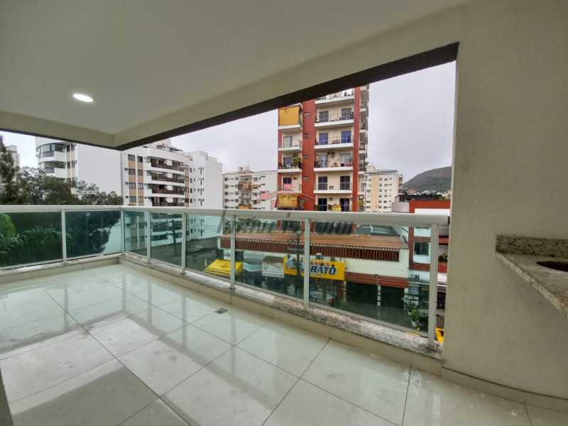 Apartamento à venda com 3 quartos, 77m² - Foto 1