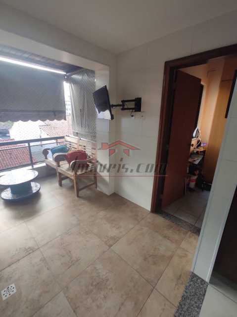 Apartamento à venda com 3 quartos, 146m² - Foto 2