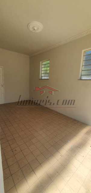 Casa à venda com 4 quartos, 300m² - Foto 3