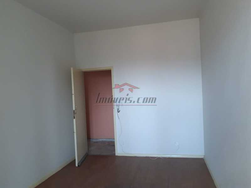 Apartamento à venda com 2 quartos, 70m² - Foto 4