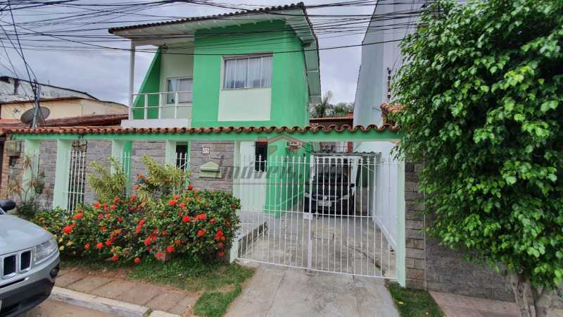 Casa de Condomínio à venda com 3 quartos, 150m² - Foto 2