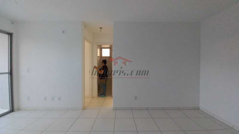 Apartamento à venda com 2 quartos, 64m² - Foto 10