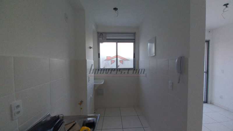 Apartamento à venda com 2 quartos, 64m² - Foto 9