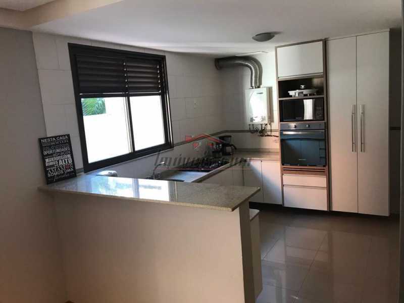 Apartamento à venda com 3 quartos, 147m² - Foto 6