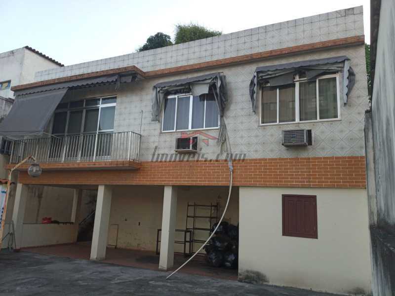 Casa Comercial à venda com 2 quartos, 300m² - Foto 1