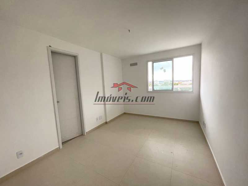 Apartamento à venda com 2 quartos, 67m² - Foto 10