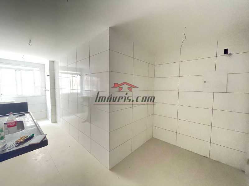 Apartamento à venda com 2 quartos, 67m² - Foto 12