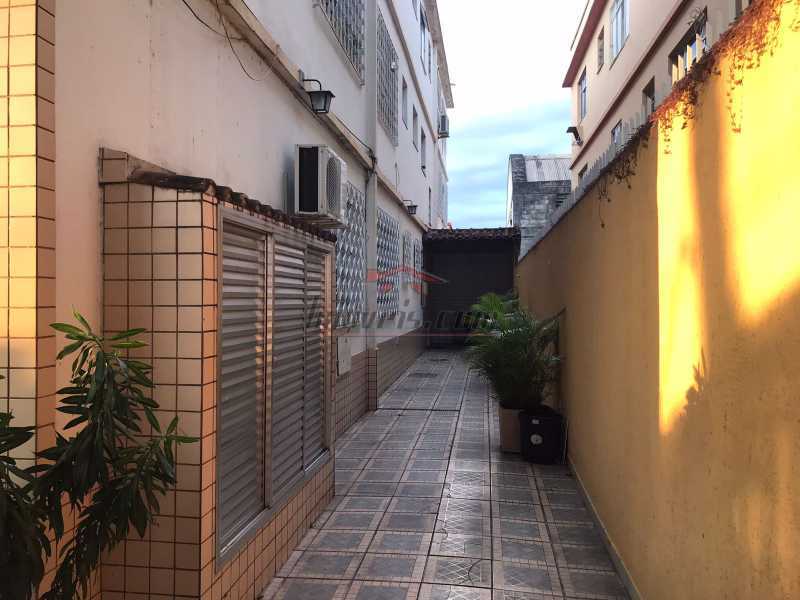 Apartamento à venda com 2 quartos, 63m² - Foto 16