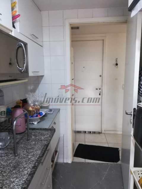 Apartamento à venda com 2 quartos, 65m² - Foto 15