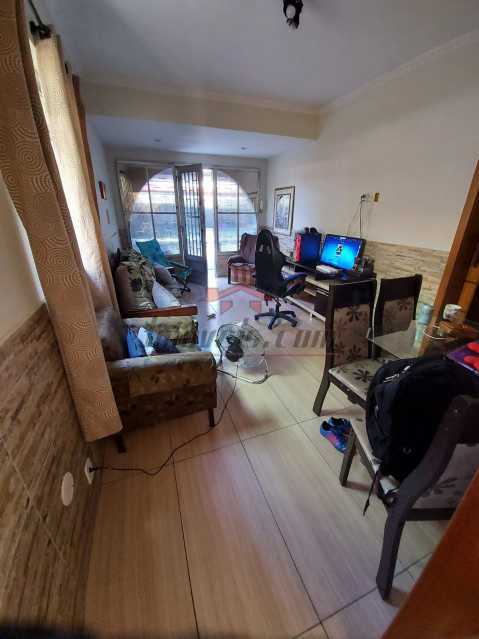 Casa à venda com 4 quartos, 156m² - Foto 2