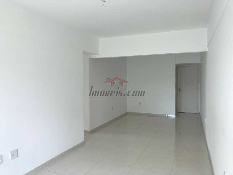 Apartamento à venda com 3 quartos, 107m² - Foto 3