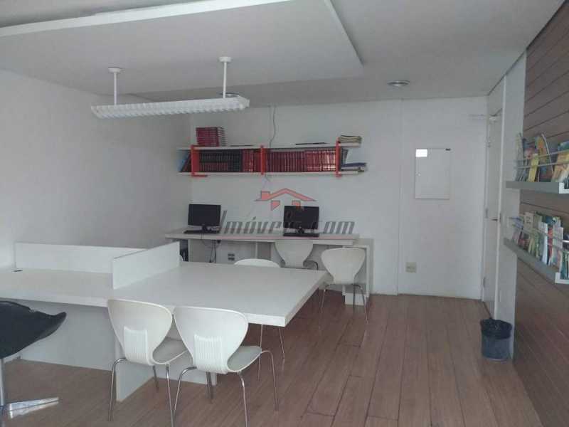 Apartamento à venda com 2 quartos, 60m² - Foto 28