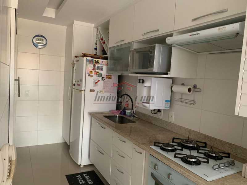 Apartamento à venda com 2 quartos, 74m² - Foto 18