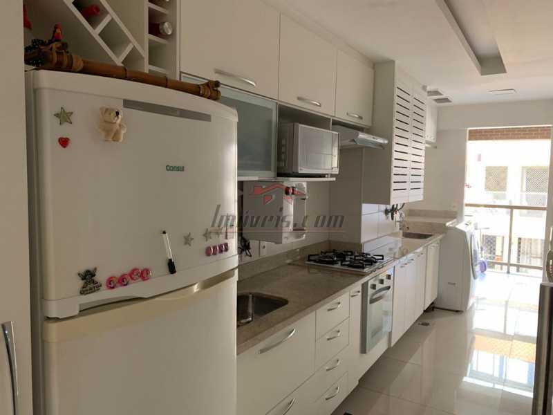 Apartamento à venda com 2 quartos, 74m² - Foto 19