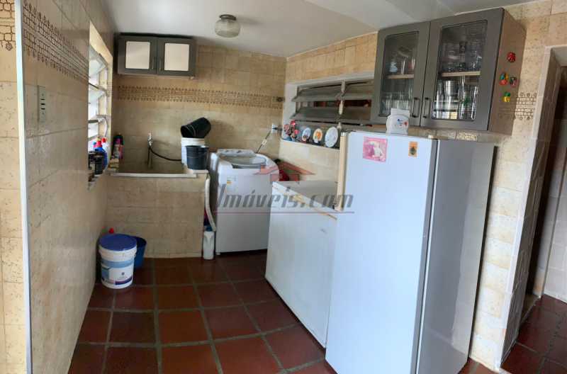 Casa à venda com 3 quartos, 380m² - Foto 17