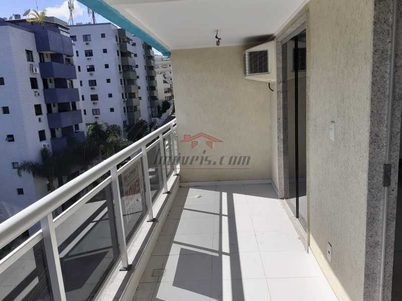 Cobertura à venda com 4 quartos, 180m² - Foto 1