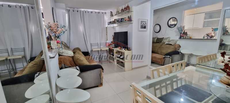 Apartamento à venda com 3 quartos, 67m² - Foto 1