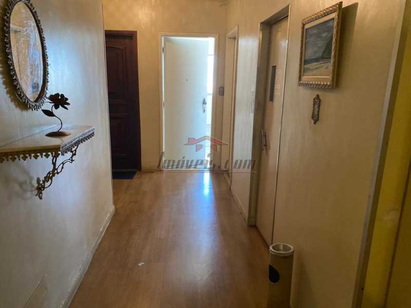 Apartamento à venda com 2 quartos, 63m² - Foto 22