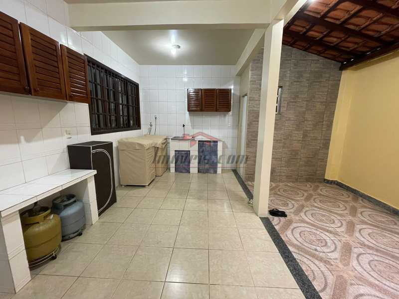 Casa de Condomínio à venda com 4 quartos, 209m² - Foto 28