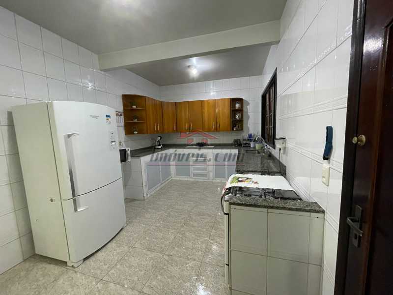 Casa de Condomínio à venda com 4 quartos, 209m² - Foto 22