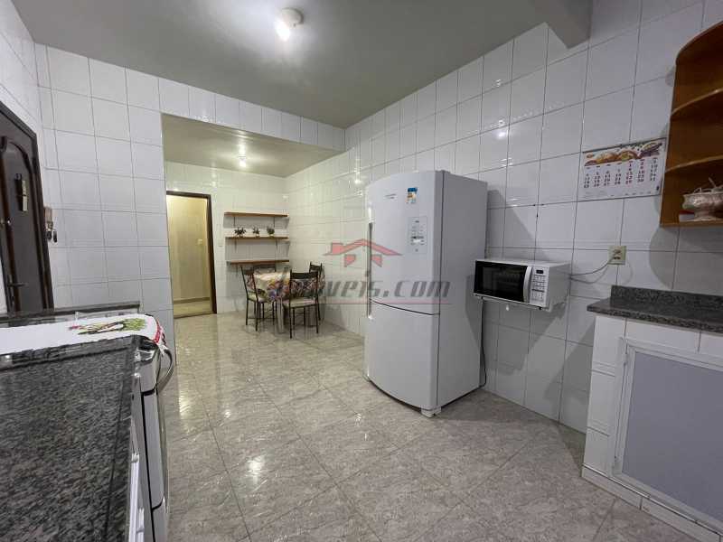 Casa de Condomínio à venda com 4 quartos, 209m² - Foto 24