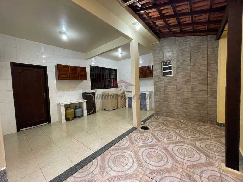 Casa de Condomínio à venda com 4 quartos, 209m² - Foto 29