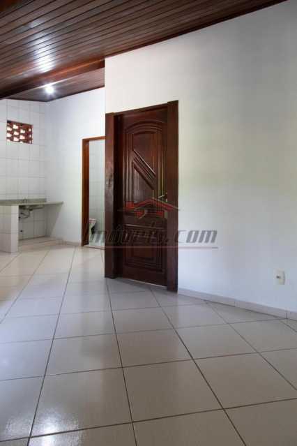 Casa à venda com 3 quartos, 220m² - Foto 18