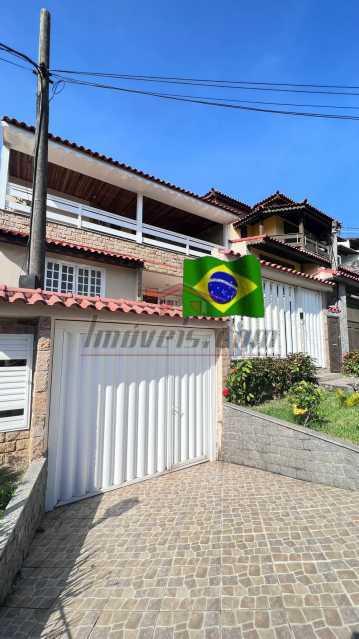 Casa de Condomínio à venda com 5 quartos, 190m² - Foto 2