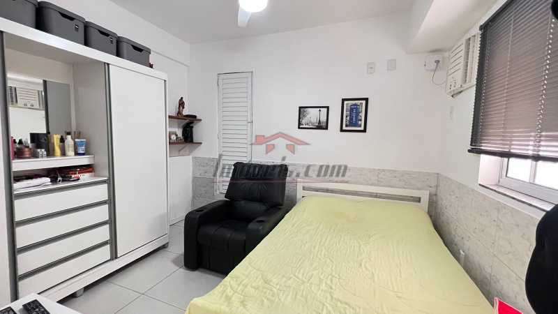 Casa de Condomínio à venda com 5 quartos, 190m² - Foto 23