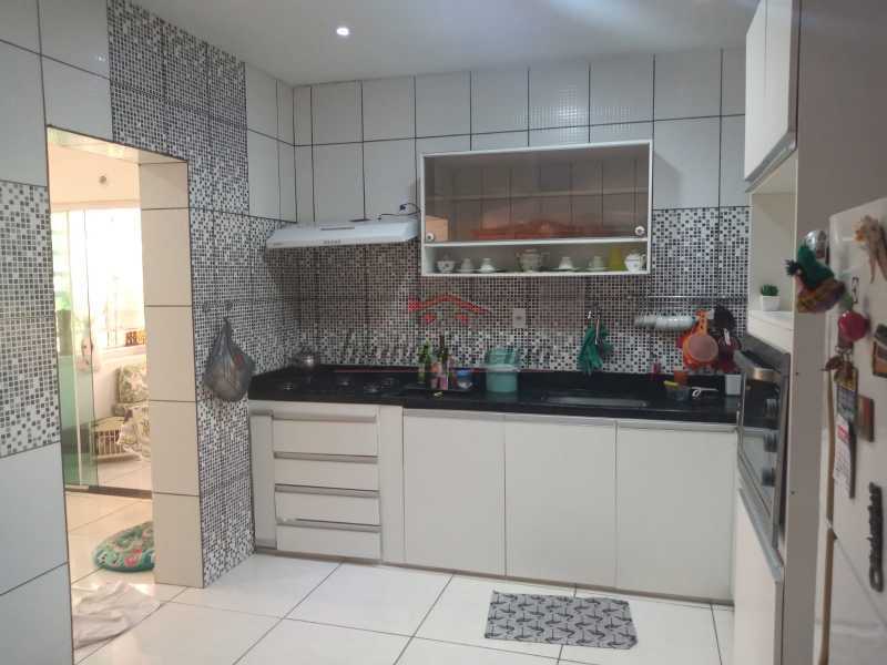 Casa à venda com 4 quartos, 350m² - Foto 14