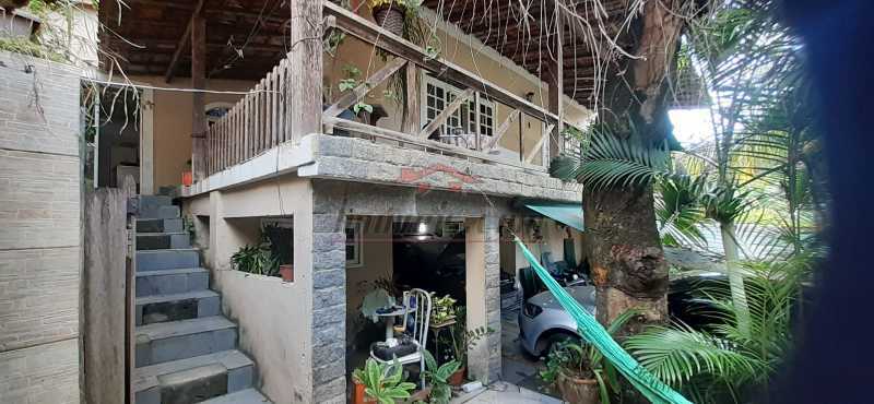 Casa de Condomínio à venda com 4 quartos, 165m² - Foto 1