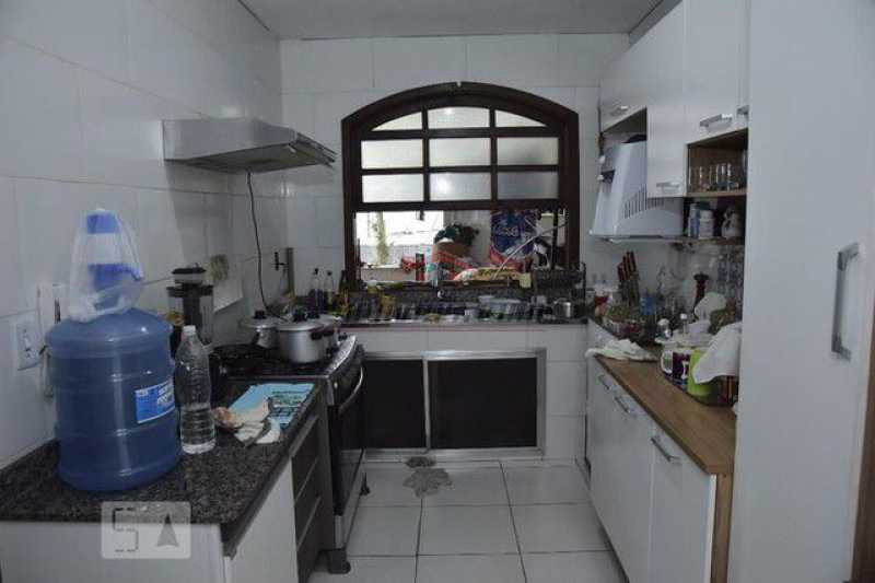 Casa de Condomínio à venda com 4 quartos, 360m² - Foto 9