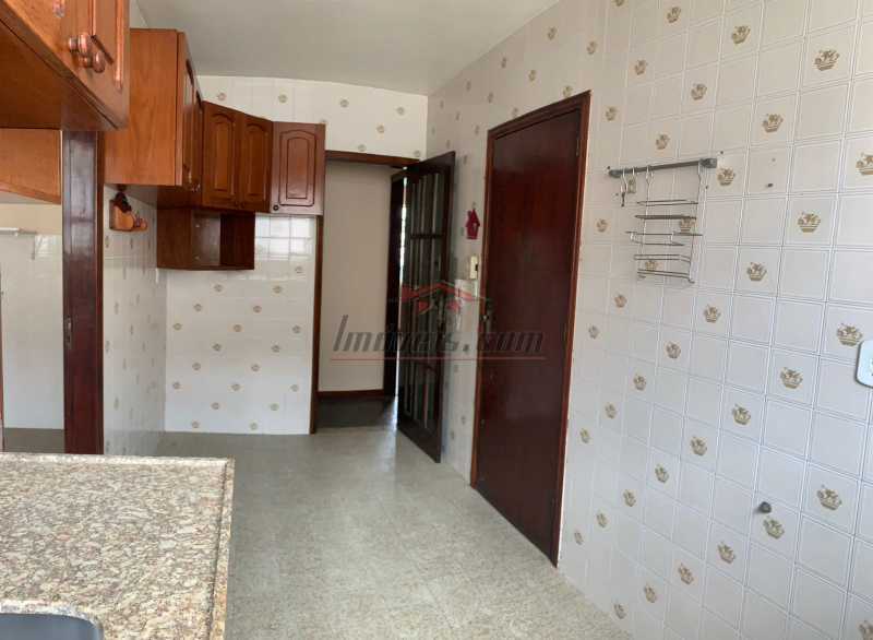 Apartamento à venda com 2 quartos, 100m² - Foto 11