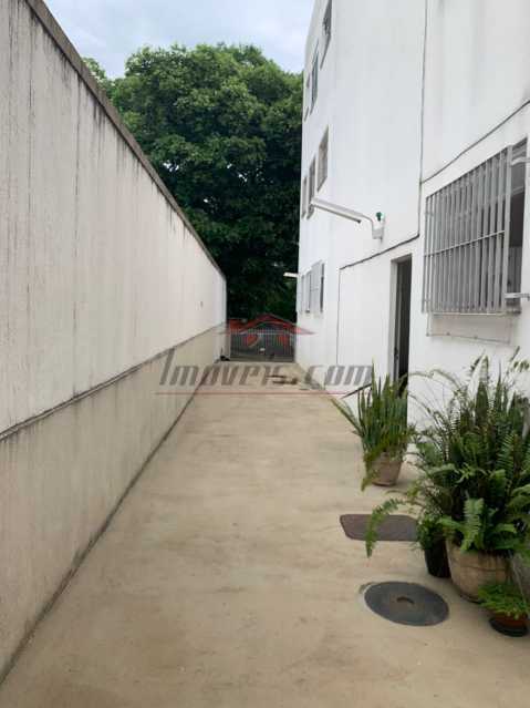 Apartamento à venda com 2 quartos, 100m² - Foto 17