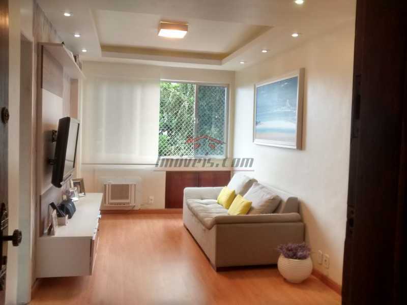 Apartamento à venda com 2 quartos, 58m² - Foto 1