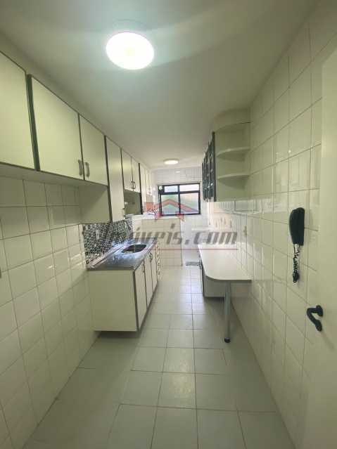 Apartamento à venda com 2 quartos, 75m² - Foto 13