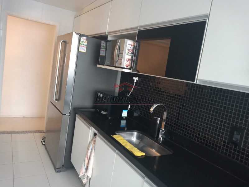 Apartamento à venda com 2 quartos, 70m² - Foto 14