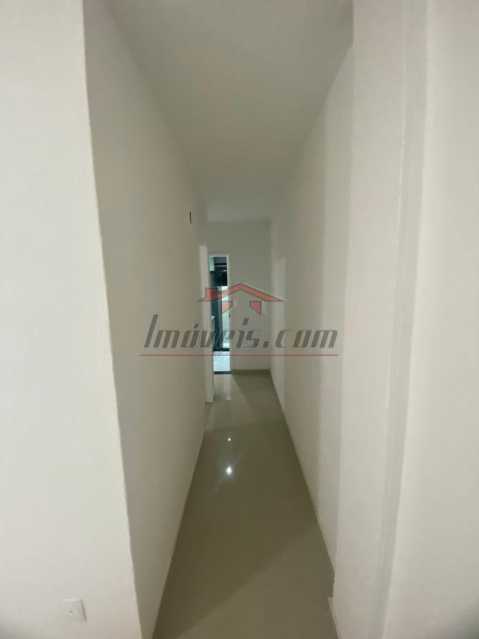 Apartamento à venda com 2 quartos, 70m² - Foto 3