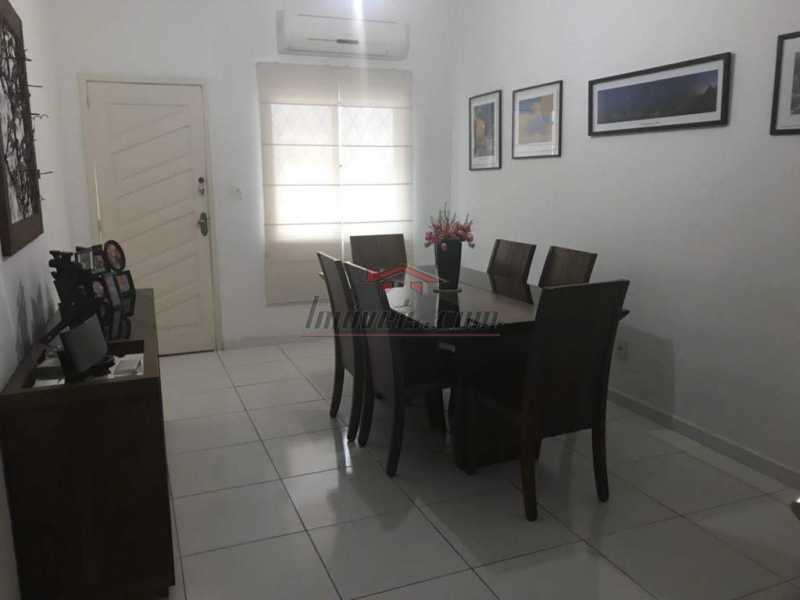 Casa de Vila à venda com 3 quartos, 100m² - Foto 1