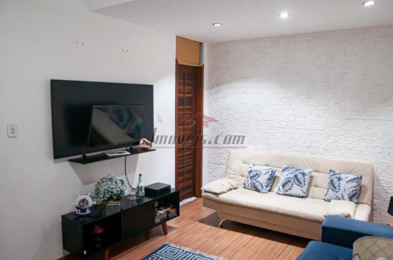 Casa de Condomínio à venda com 4 quartos, 120m² - Foto 1