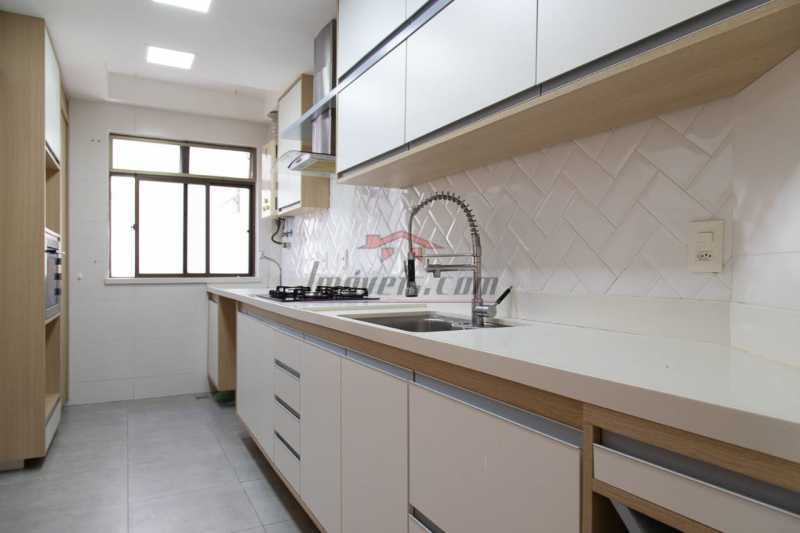 Apartamento à venda com 3 quartos, 86m² - Foto 18