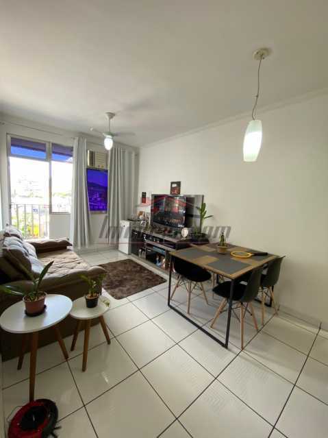 Apartamento à venda com 2 quartos, 68m² - Foto 3