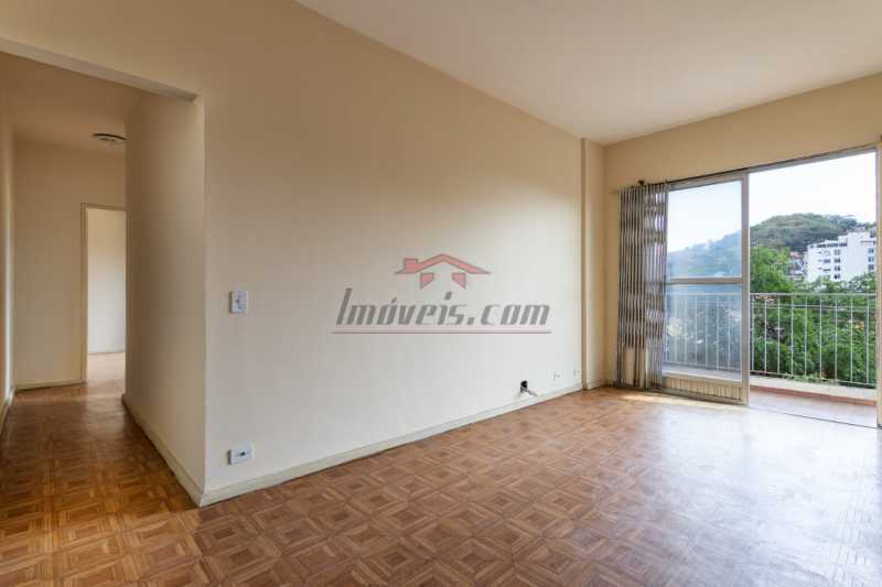 Apartamento à venda com 2 quartos, 74m² - Foto 4