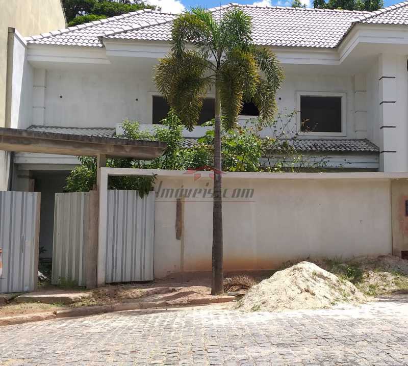 Casa de Condomínio à venda com 3 quartos, 120m² - Foto 1