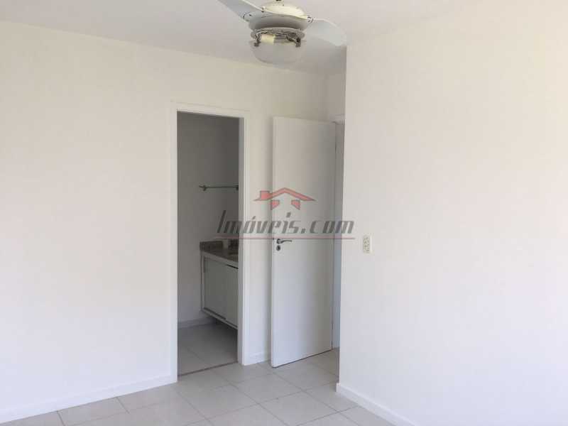 Apartamento à venda com 2 quartos, 63m² - Foto 8